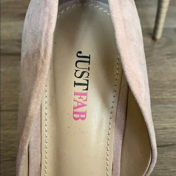 Pink Heels - Picture 4 of 6